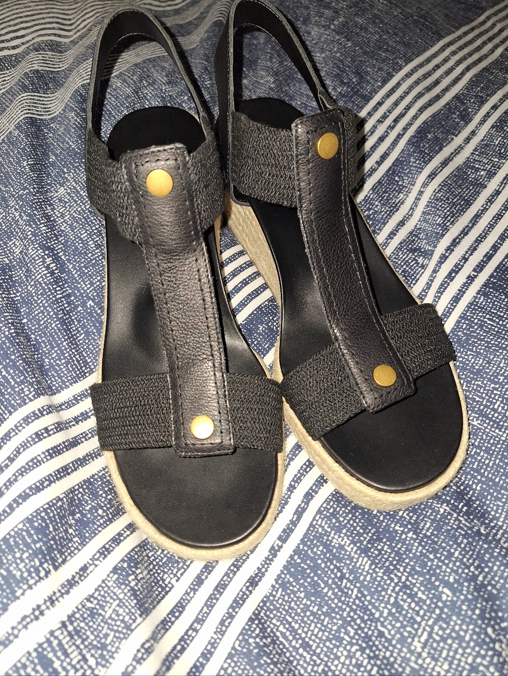 Vionic Calera Wedge Sandal - Black with Espadrille Sole - Picture 4 of 6